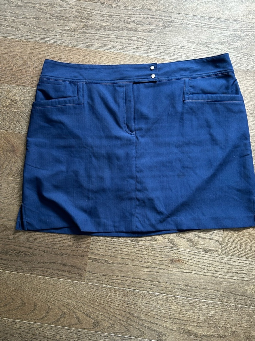 IZOD Golf blue Performance Skort – Size 18